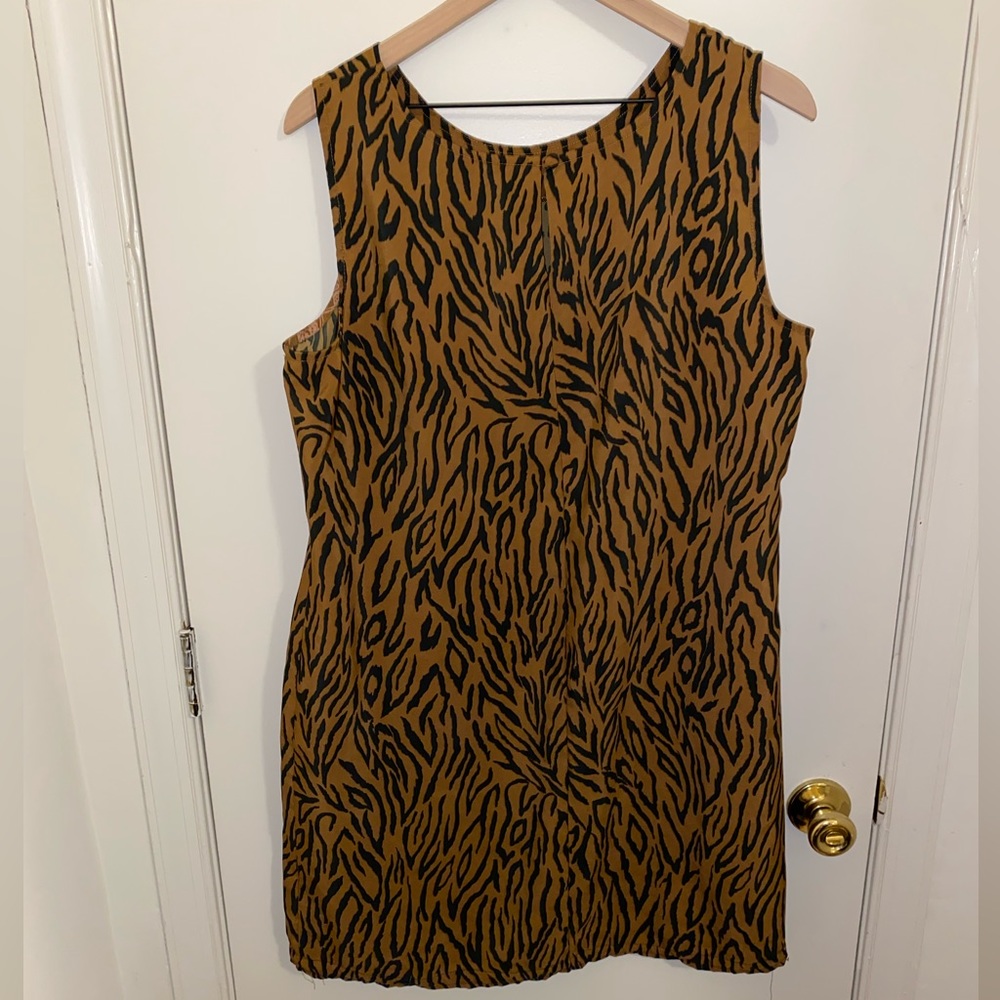 tiger print mini dress - layering DREAM 🐅💭😏